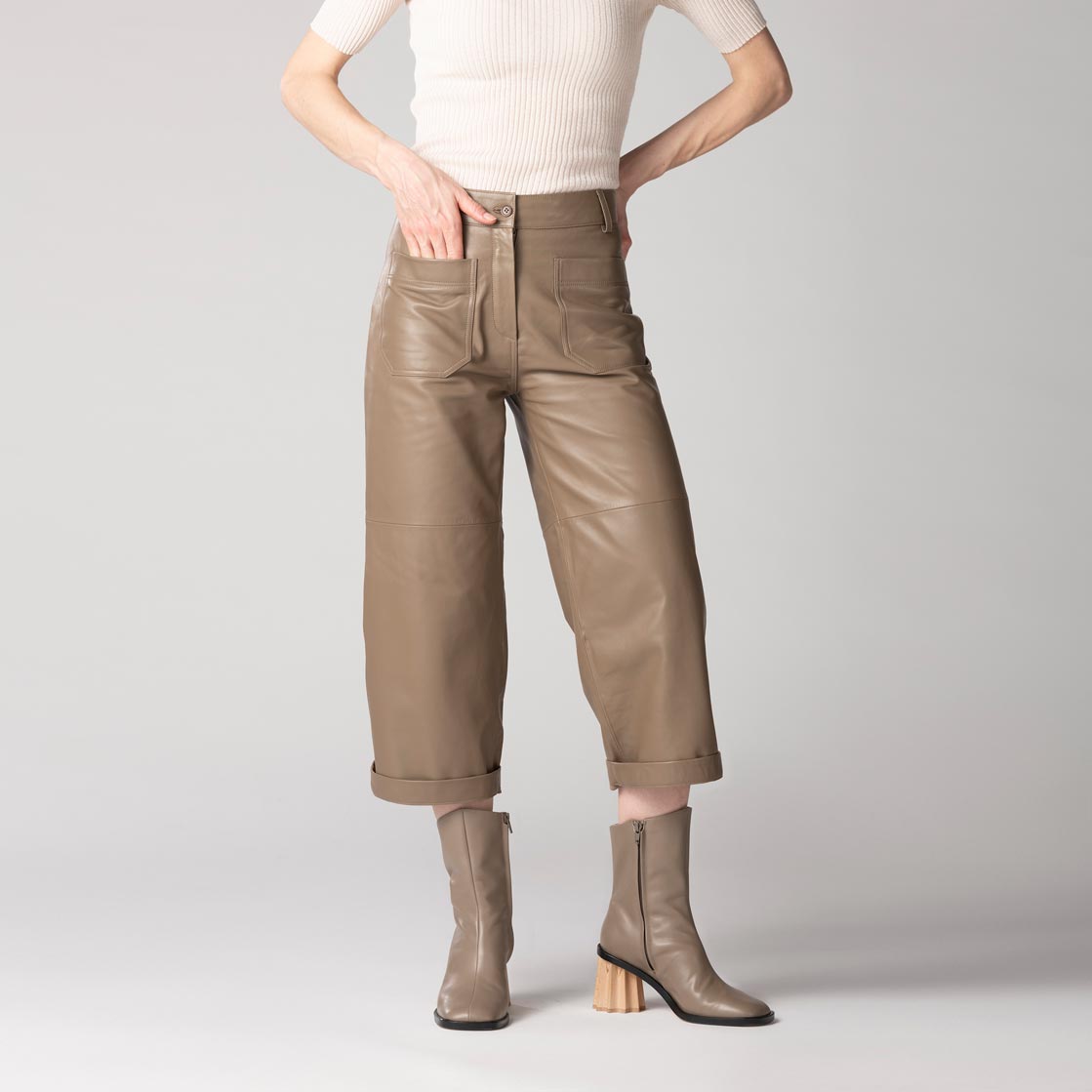 Gen Crop Pants – Erde